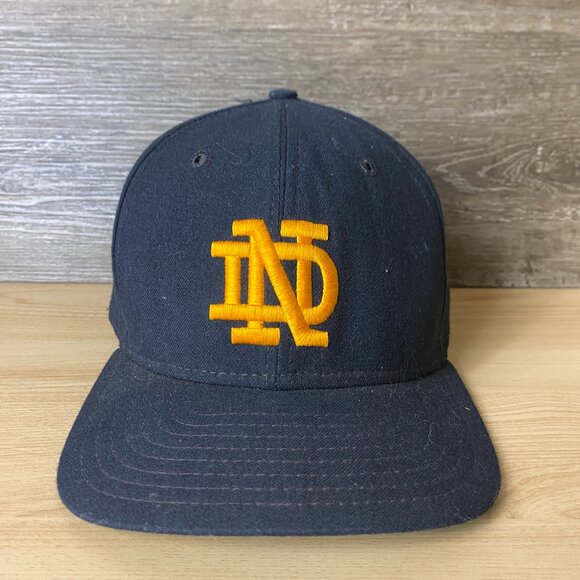 Vintage Notre Dame Fighting Irish Hat Cap Snapback Blue Wool New Era - Picture 1 of 11